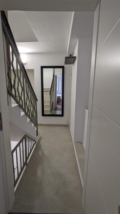 Olea Apartments Пиран Екстериор снимка